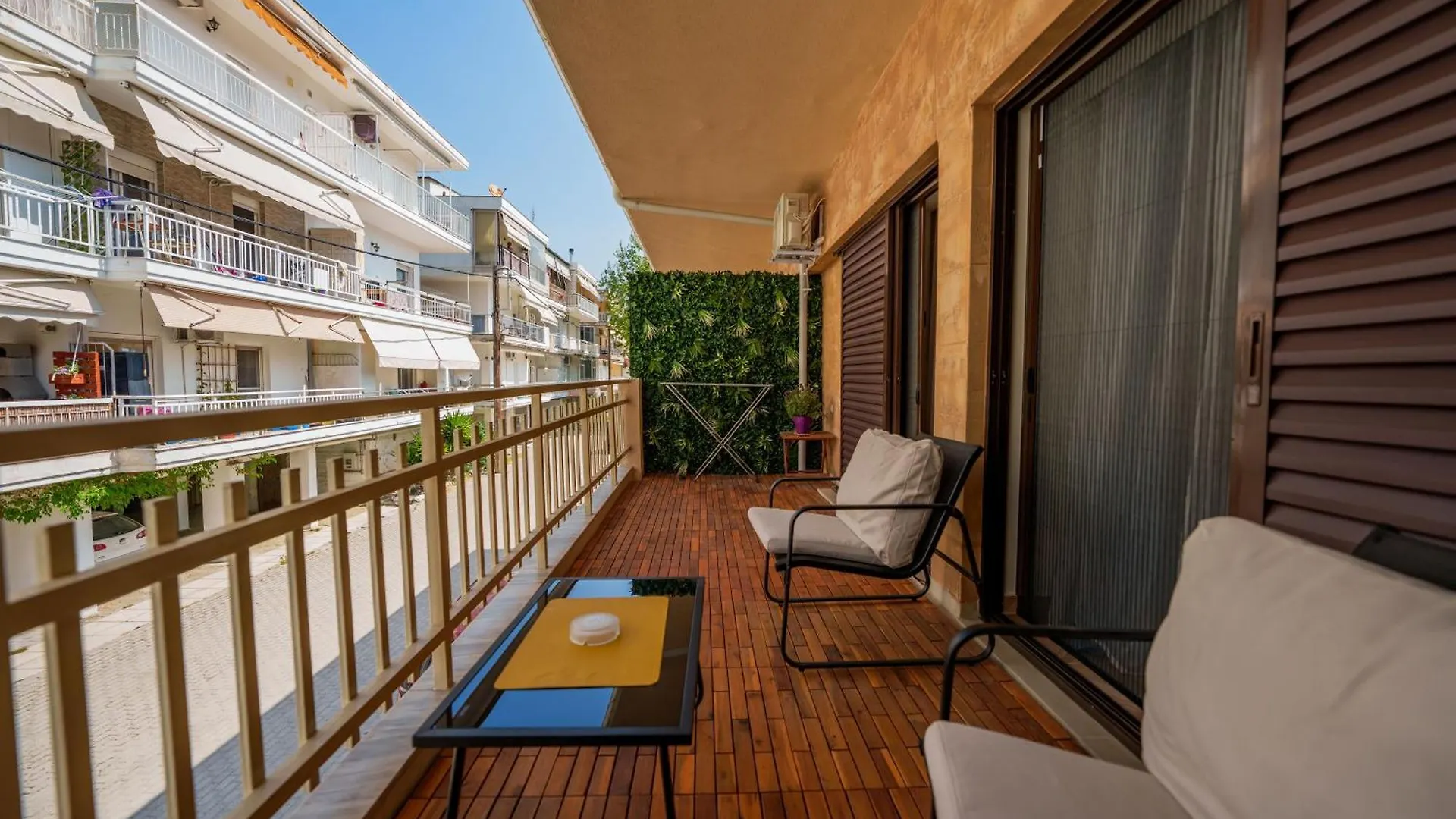 Lux Movie Stars Apartments Perea Peraía Yunanistan