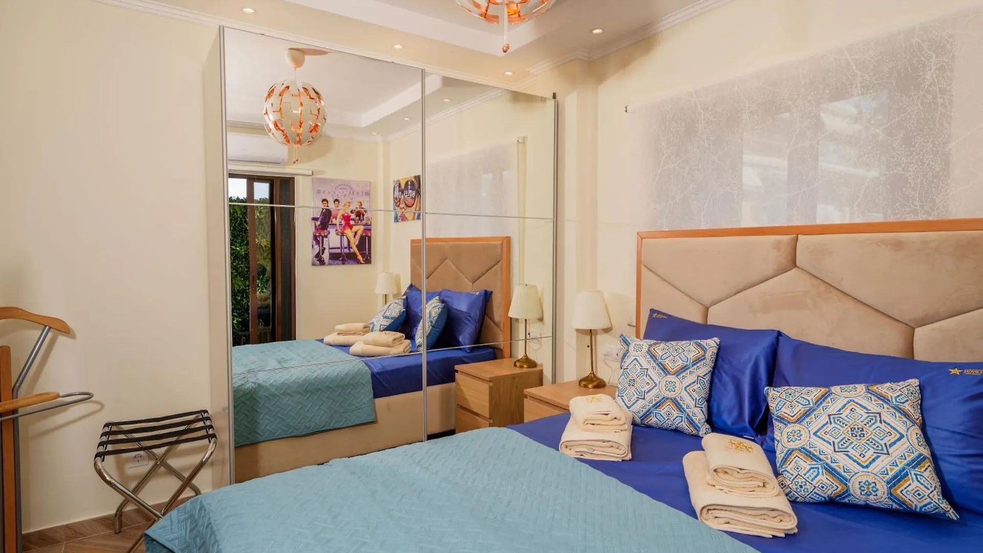 Lux Movie Stars Apartments Perea Peraía
